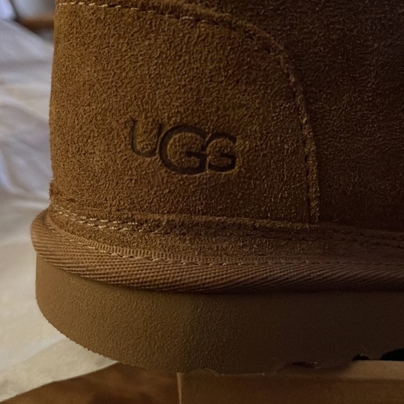 ✨NEW IN BOX✨ Ugg neumel boots - Picture 7 of 12